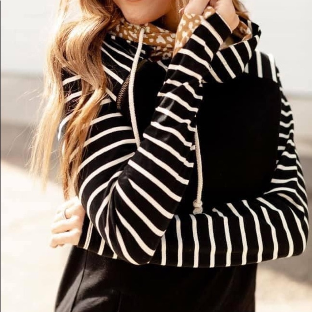 Ampersand Avenue NWT